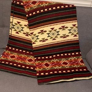Alpaca wool blended blanket Native print